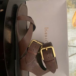 Brown sandals in size 7.5